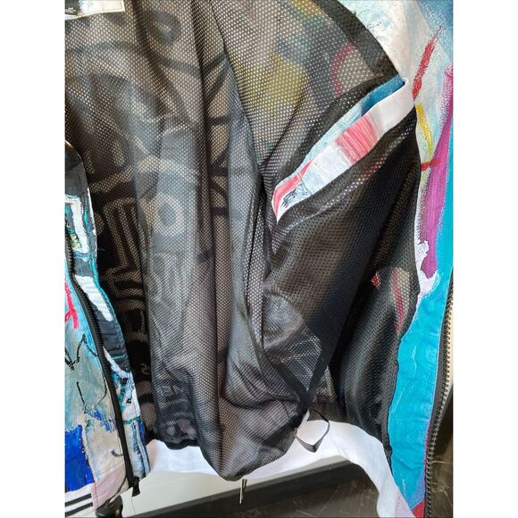 New Jean-Michel Basquiat Members Only Jacket Size Medium Bronze Graphics. - Picture 7 of 10